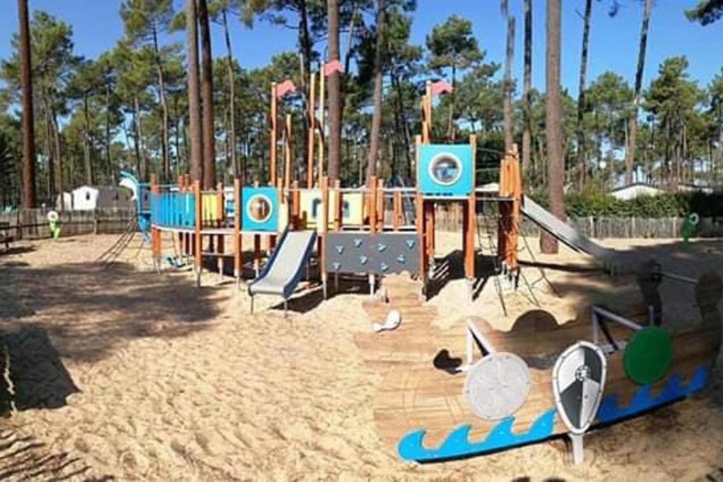 Mobil Home Rainbow, Camping Les Dunes De Contis Saint-Julien-en-Born Eksteriør billede